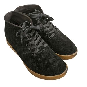 NoBull black dark gum suede mid trainer size 8.5 Women Perforated Laces
